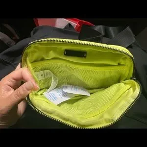 Lululemon rare color belt bag. Neon yellow with black strap and embellishments NWT Original OG LULULEMON Everywhere Belt Bag Electric Lemon  main image 3